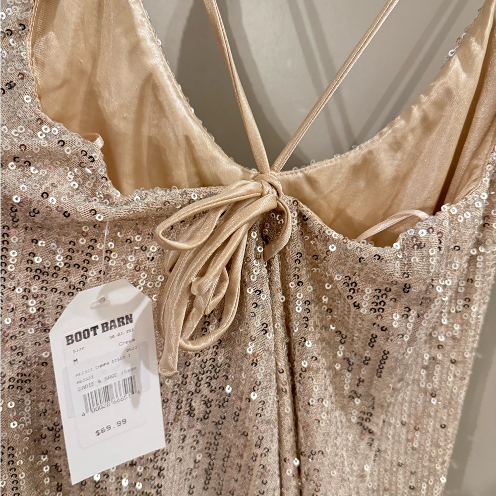 Sadie & Sage Gold/Champagne Sequin Mini Dress - Picture 5 of 6